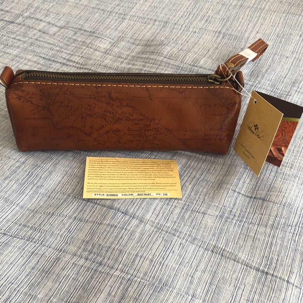 NWT Patricia Nash leather Map Print Wristlet/Case - Picture 2 of 6